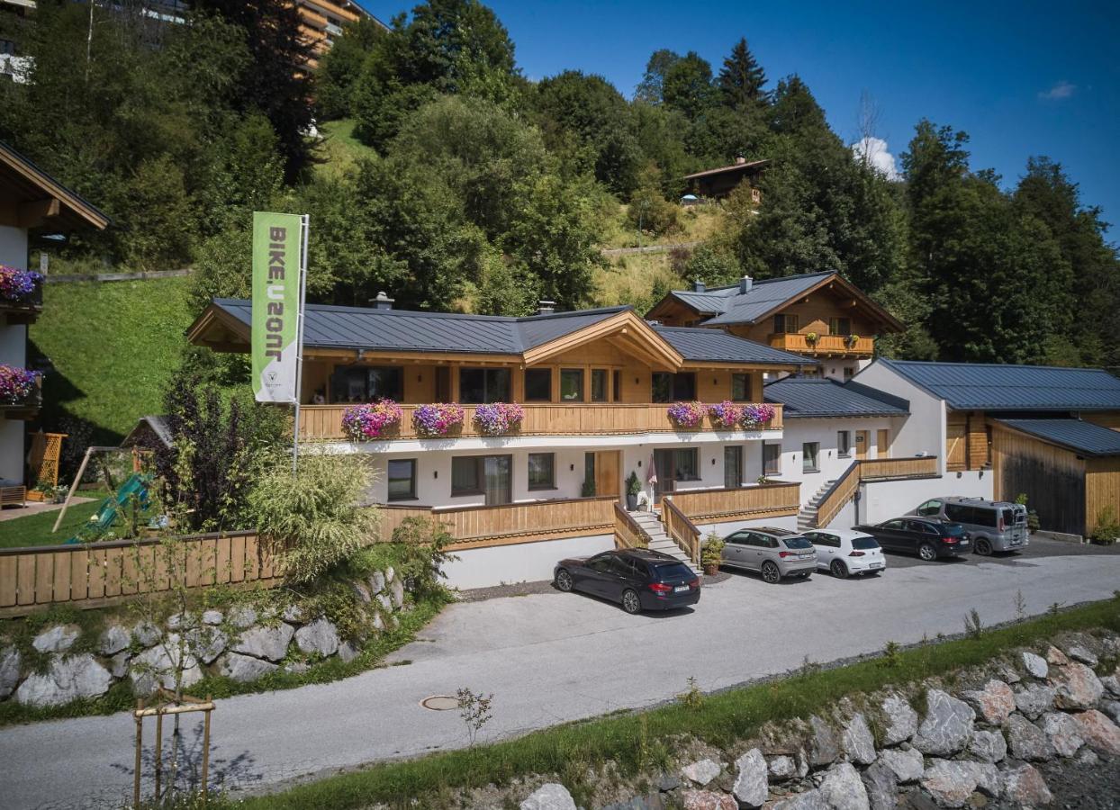 Am Zwoelferkogel Appartements Saalbach-Hinterglemm Exterior photo